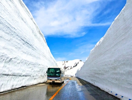 (亞航)走進雪之奇景與童話秘境-大阪立山黑部雪牆×合掌村上高地五日